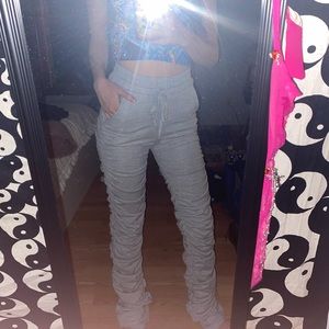 Grey sweats!!